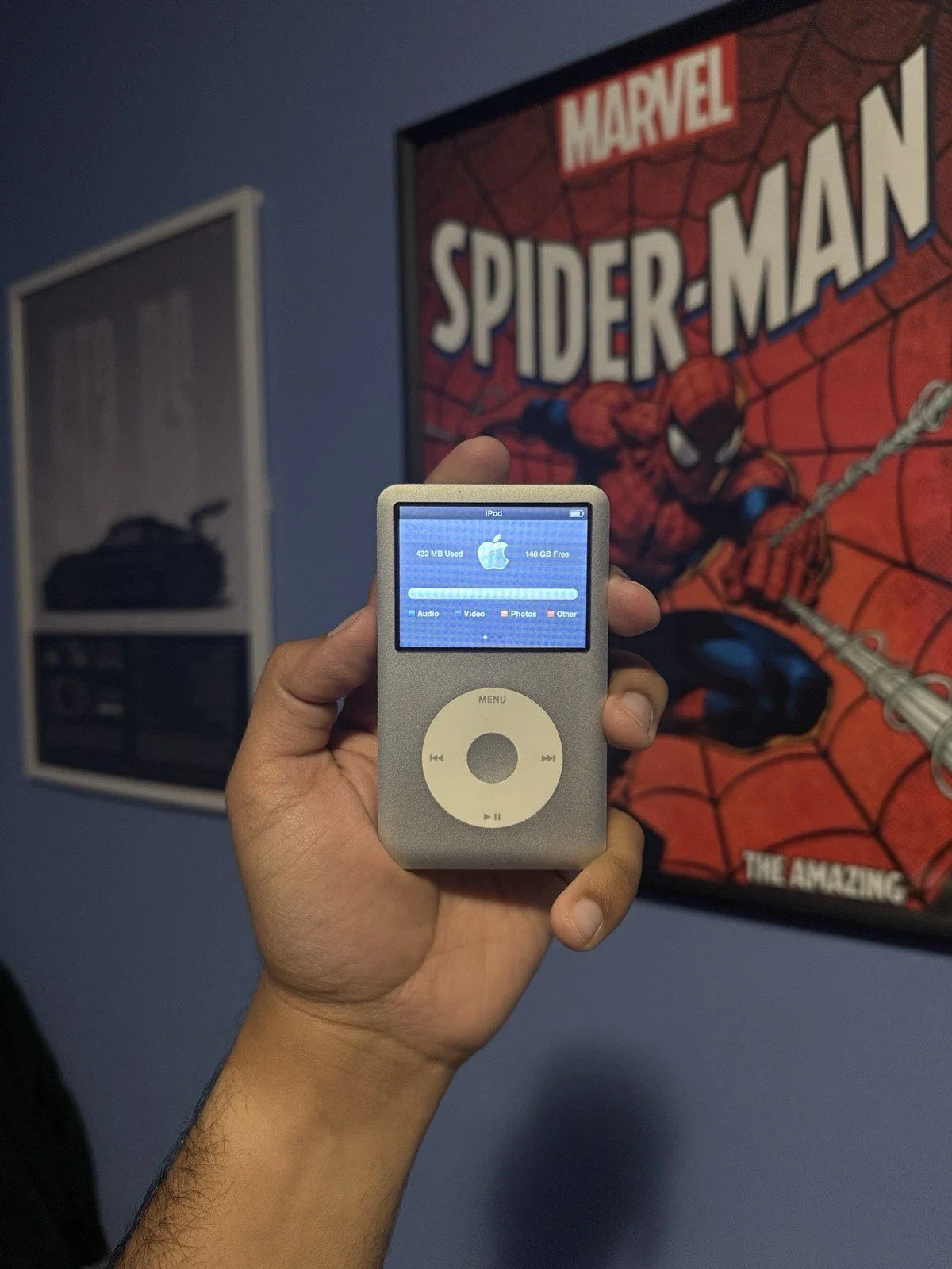 Apple ipod Classic 7th Generation 160GB Silver (Perfectly Working)