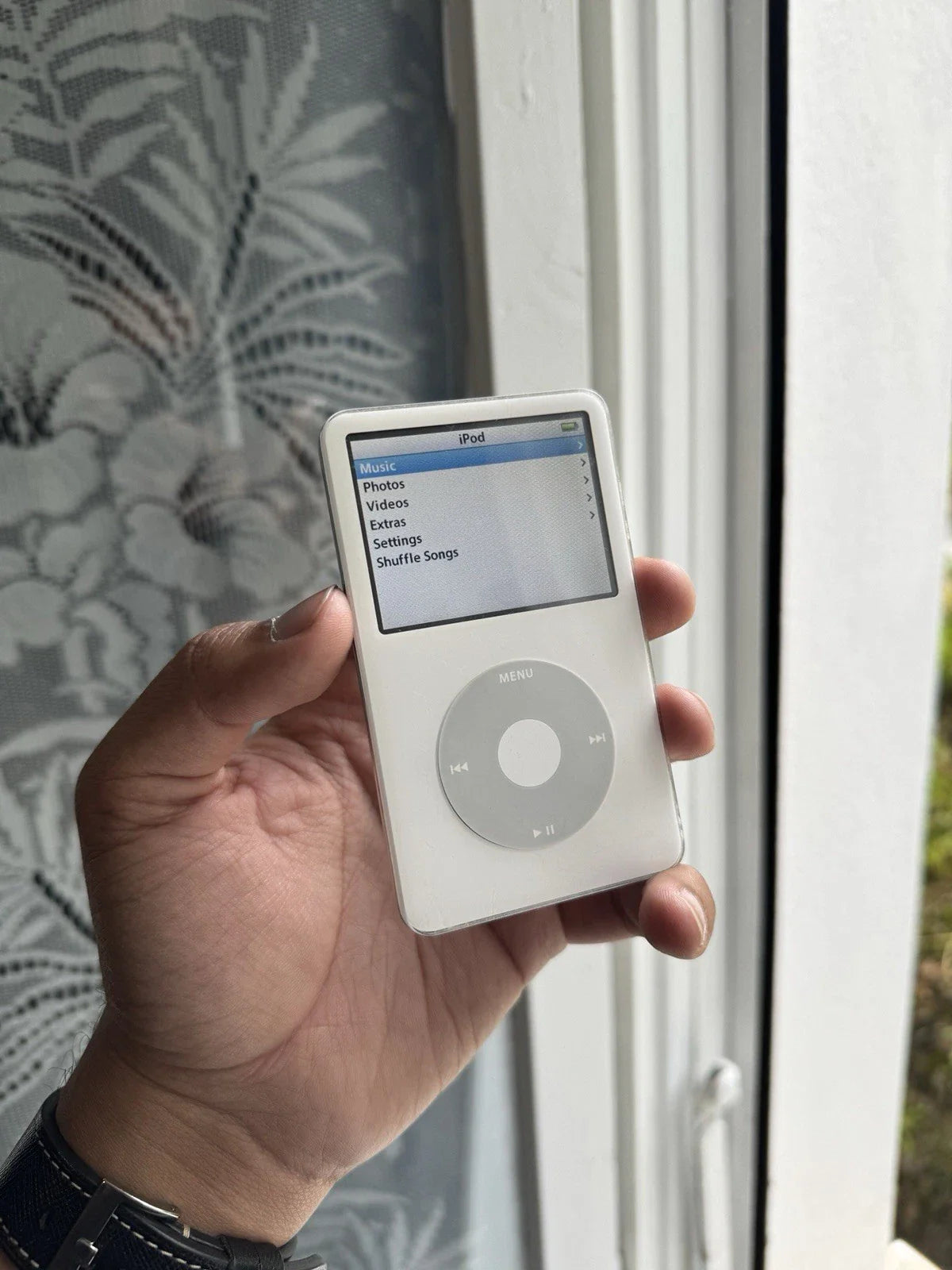 Apple iPod Classic 5ª Gen 30GB - White Perfectly Working