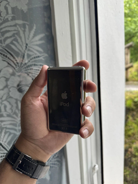 Apple iPod Classic 5ª Gen 30GB - White Perfectly Working