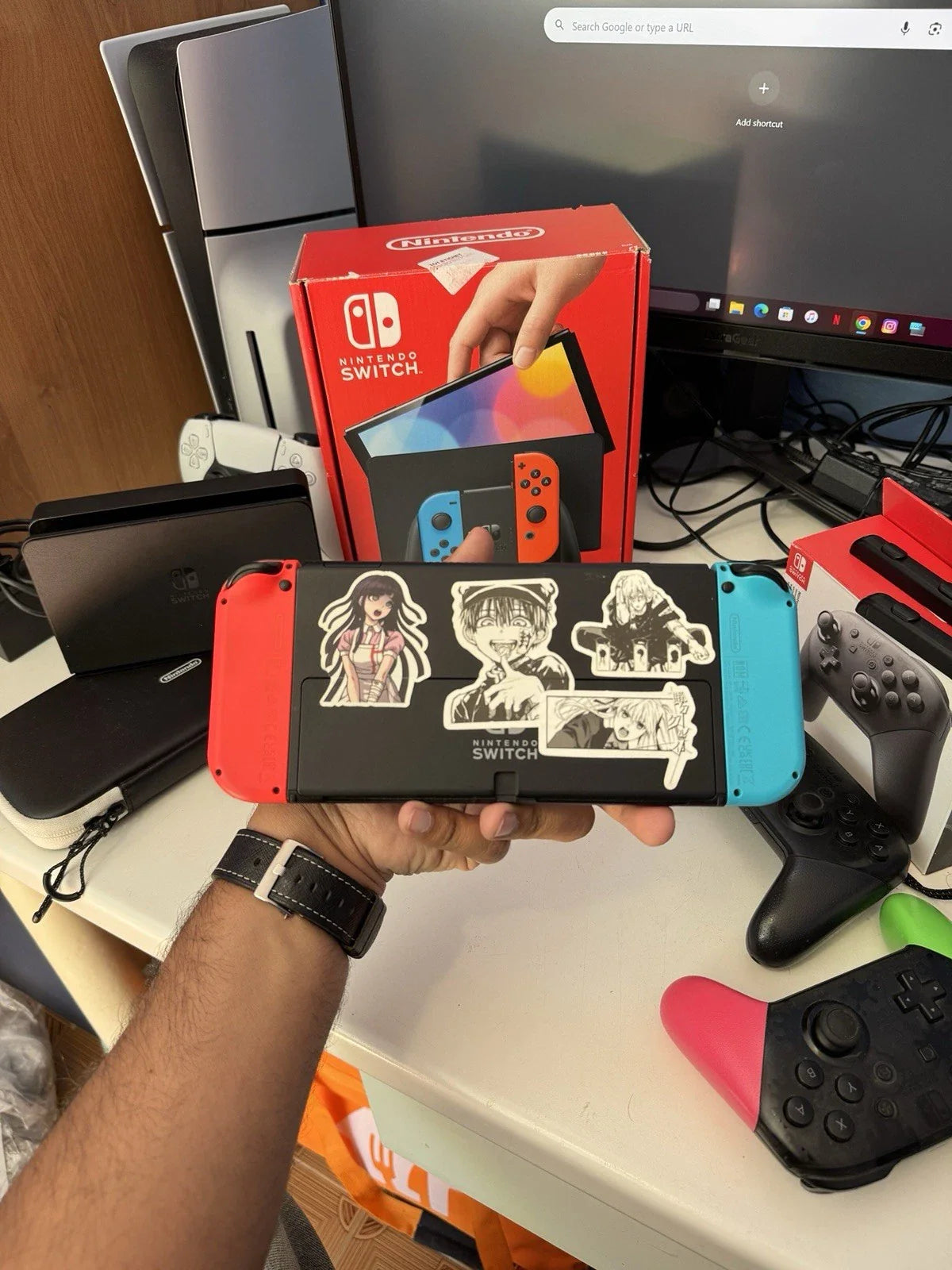 Nintendo Switch OLED + 256GB SD + 2 Controller